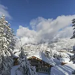 Отель Snow 1850