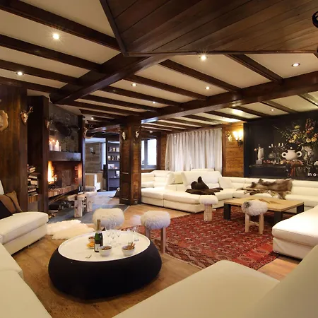 Snow 1850 Hotel